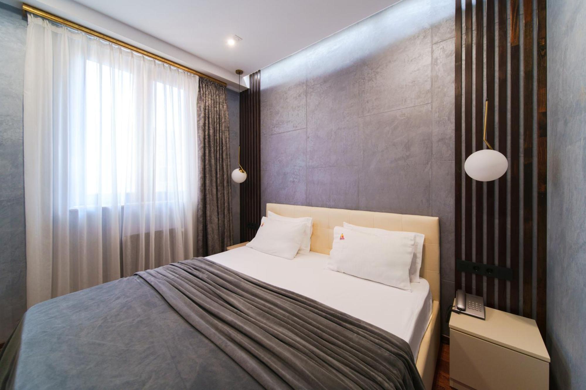 Arch Apart Hotel 耶烈万 外观 照片