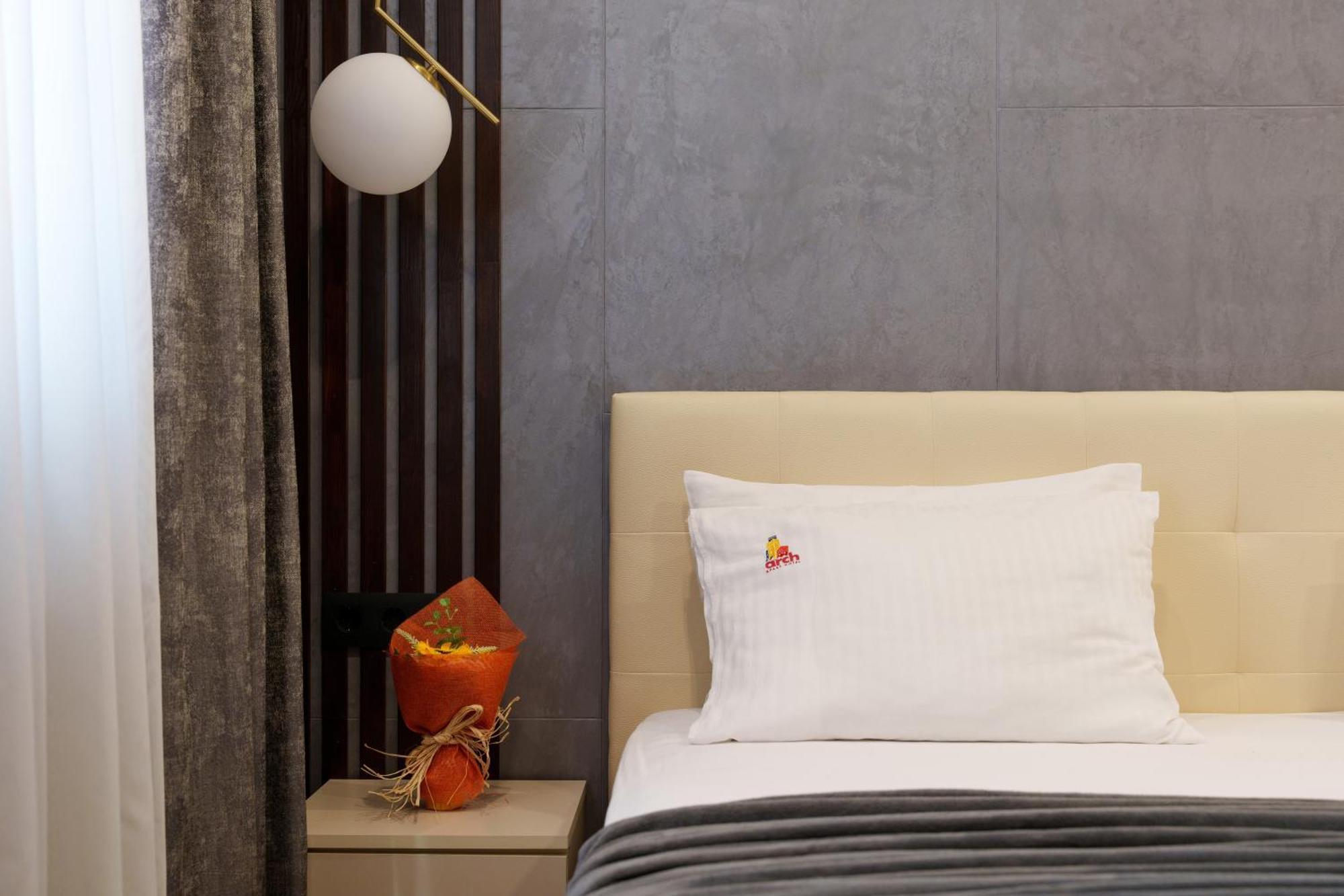 Arch Apart Hotel 耶烈万 外观 照片