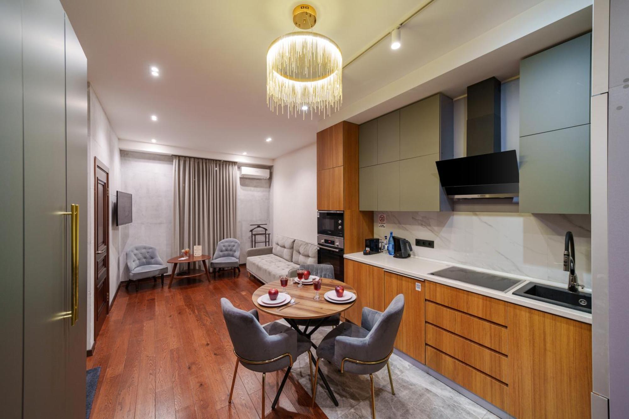Arch Apart Hotel 耶烈万 外观 照片