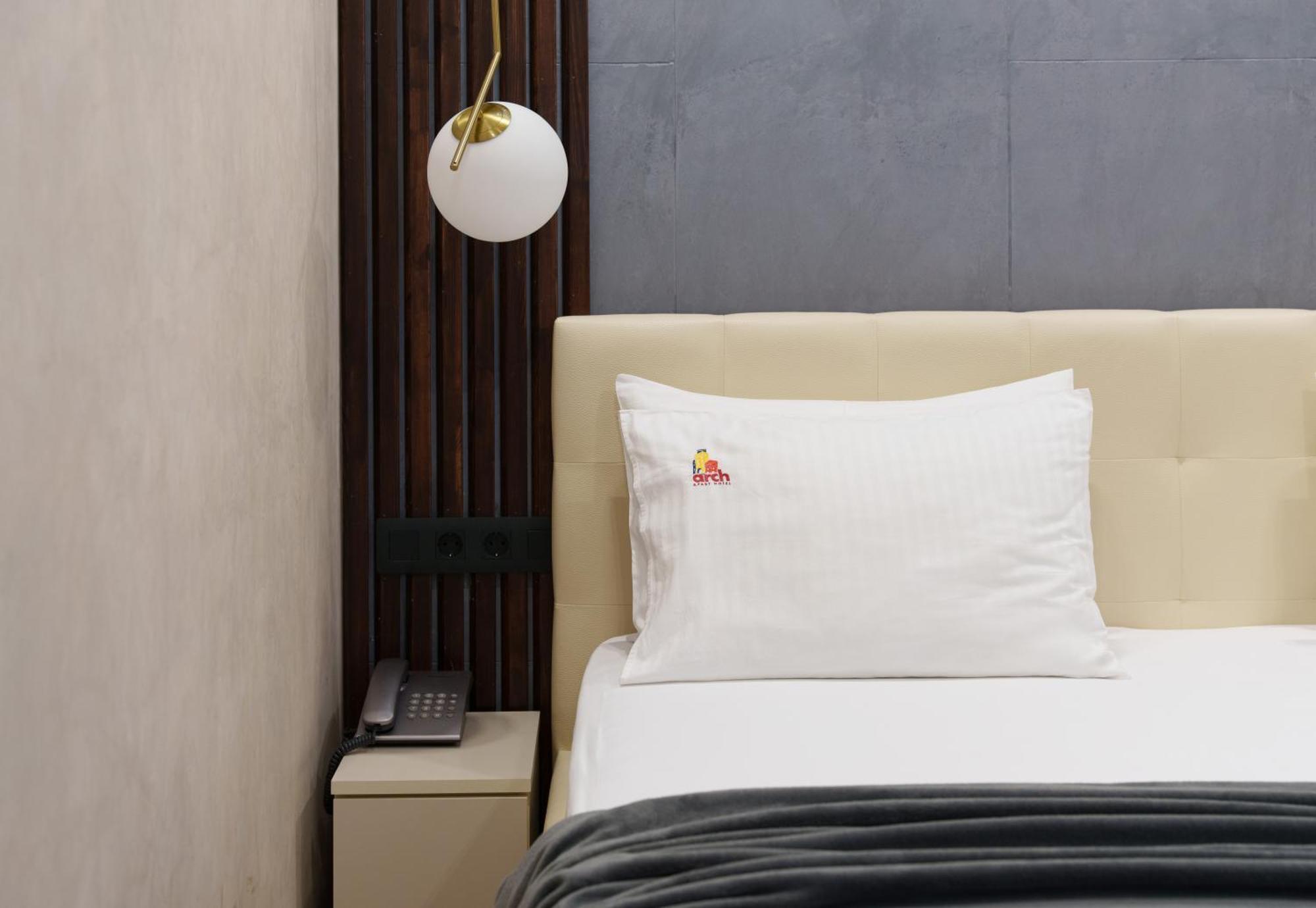 Arch Apart Hotel 耶烈万 客房 照片
